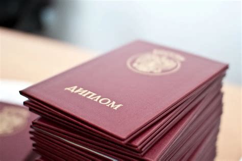 Дипломы каких иностранных вузов признаются в Узбекистане напрямую - список