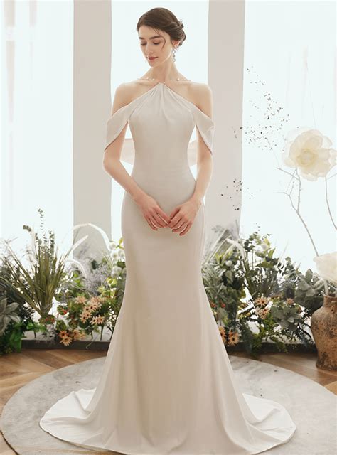 Plus Size White Chiffon Backless Wedding Dress