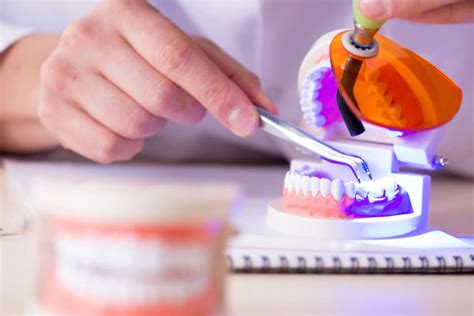 What is a Periodontist? - Dental Inc Biodesign