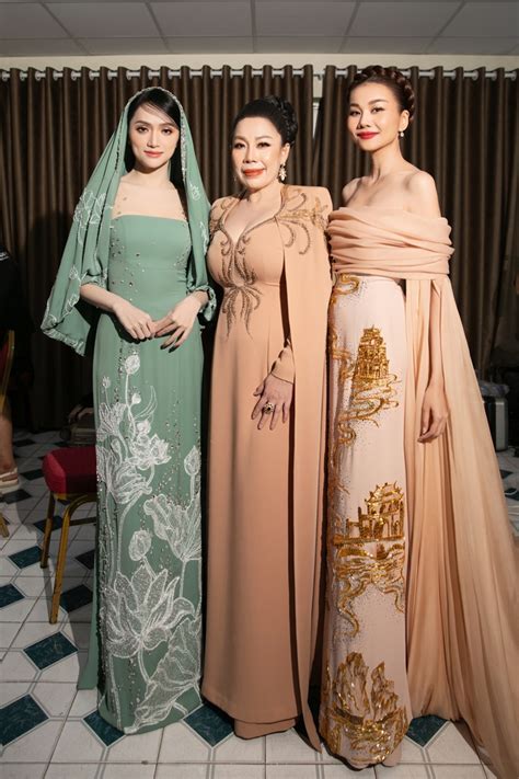 Thanh Hằng, Hồ Ngọc Hà diễn áo dài danh lam thắng cảnh của NTK Linh San ...