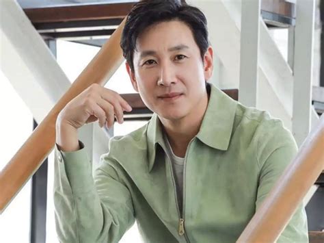 Lee Sun-kyun, The Era Ends - Allsorts Kdrama