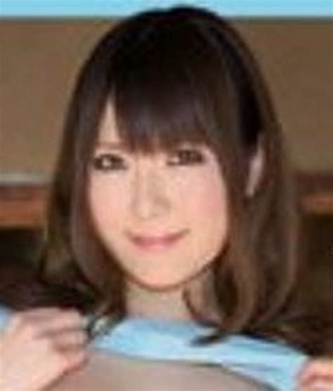Momoka Nishina Wiki