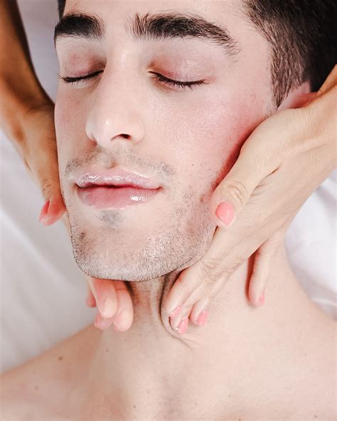 Eros Massage Chicago: The Ultimate Guide For First-Timers Image 10