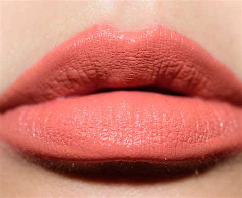 Bobbi Brown Brownstone & Plaza Peach Lux Lipsticks Reviews & Swatches ...