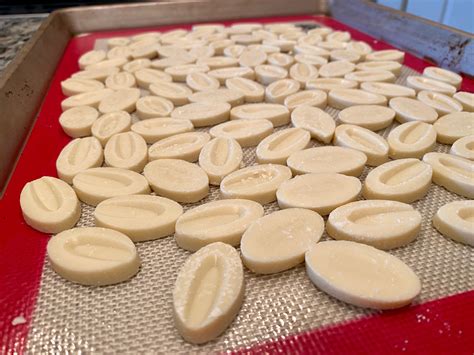 How To Make Caramelized White Chocolate | finding time for cooking