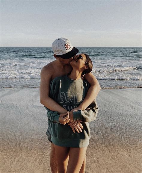 Pin by Cassandra on Cute Couple Pic Ideas | Couple beach pictures