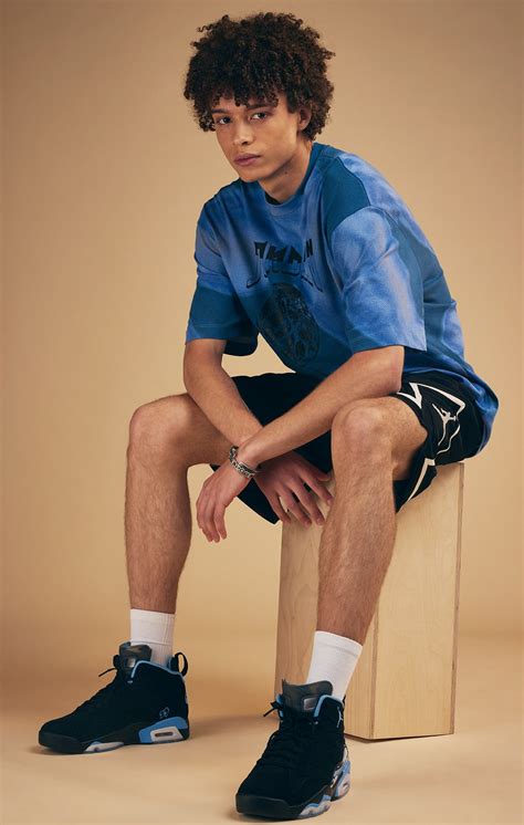 jordan shoes apparel accessories foot locker