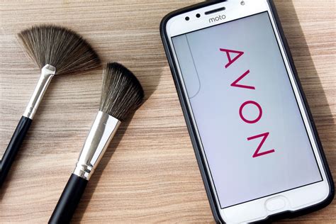 avon appoints  ceo global cosmetic industry