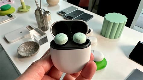 Pixel Buds Pro 2: Noise Control feature available in Android 15