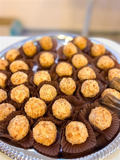 Солени трюфели с френски сирена | The Catering Company