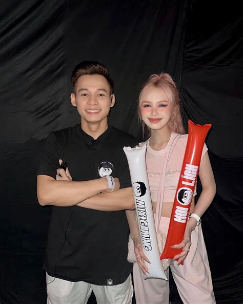 Được fan nữ tỏ tình ngay trên sân khấu, Độ Mixi từ chối ngay và bất ngờ