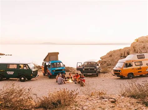 The Ultimate Guide to How to Plan a Road Trip