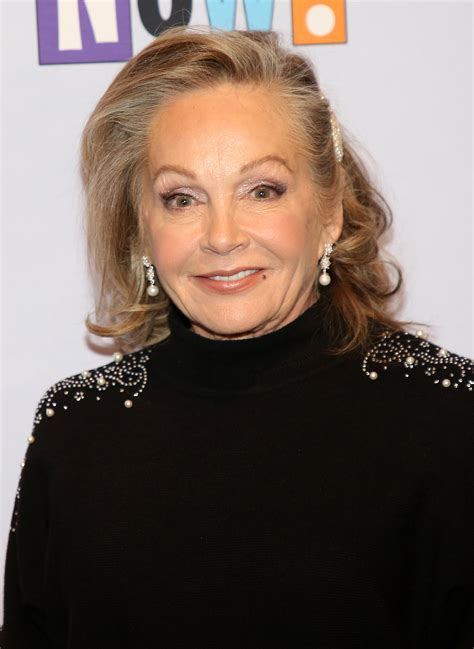 This Actress Didn't Believe She Was Beautiful, Yet Appeared on 500