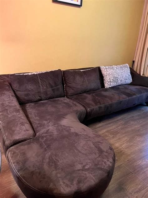 Голям диван с лежанка гр. София Хладилника • OLX.bg