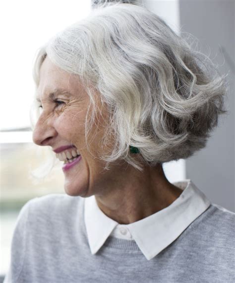 Great Haircuts for Women Over 70