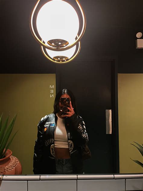 Look closer and you’ll see it … | Chermaine (@itschermama)