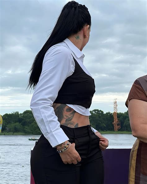 La Wanders Lover | ¡Excelente inicio de semana! 😘 #LaWandersLover #