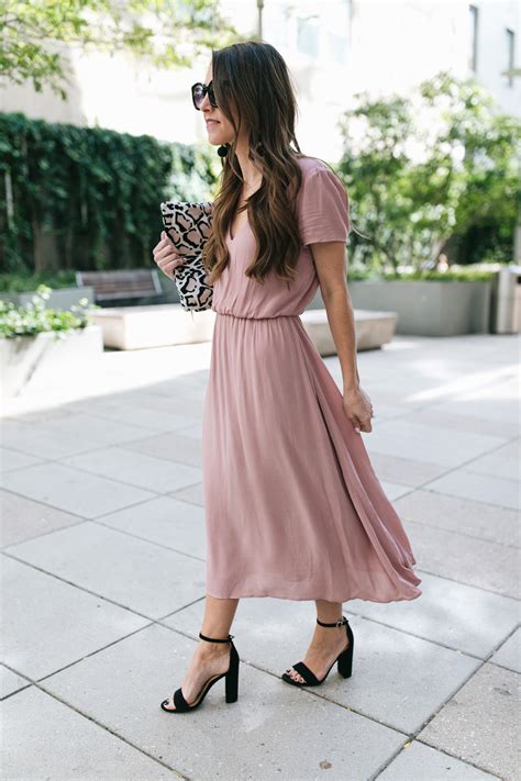 November Wedding Guest Outfits For Women