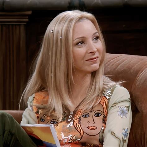 phoebe buffay | Friends phoebe, Pheobe buffay, Phoebe buffay