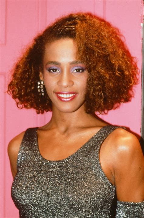 Whitney Houston's Best Hair and Makeup Moments: See Photos | POPSUGAR ...