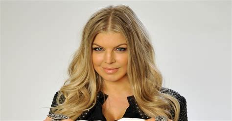 Fergie gushes about new son and protecting the planet