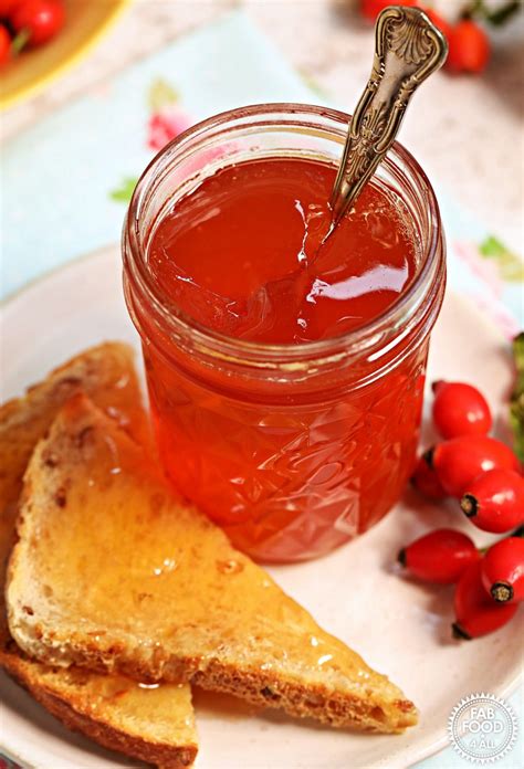 How to Make Rosehip & Apple Jelly | Fab Food 4 All