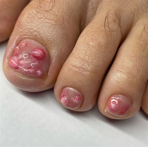 Benny Blanco shows off Persian rug toenail art & divides the internet ...