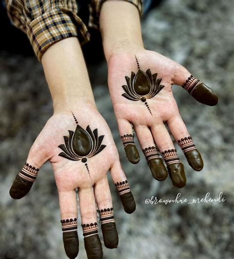 Simple Lotus Mehndi Design