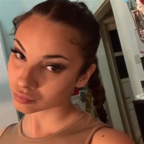 official goddess manuelas official social fan page loyalfans