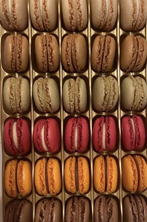 macarons aesthetic pic | Pumpkin spice latte, Food, Aesthetic