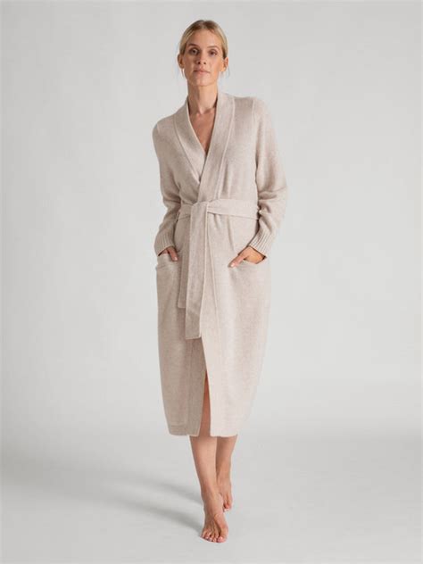 Kashmina of Norway - Scandinavian design | 100% cashmere