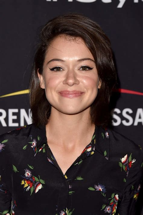 Download Tatiana Maslany Floral Top Event Appearance Wallpaper