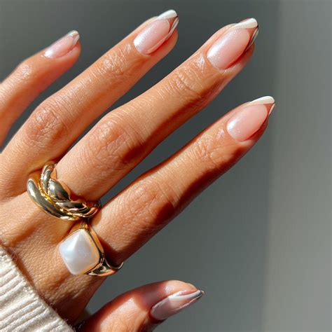 How To Get Chocolate Glazed Donut Nails - Lulus.com Fashion Blog