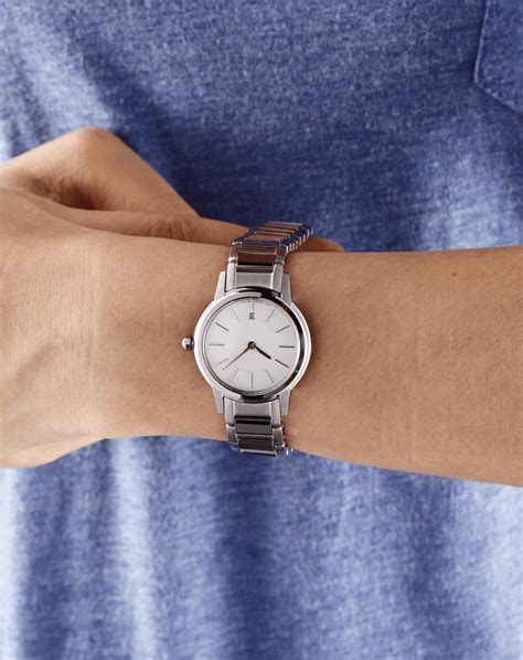 identify real famous brand watches