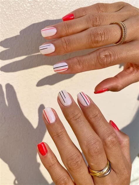 8 Delicate Nail Designs We Want on Our Nails Right now | Who What Wear