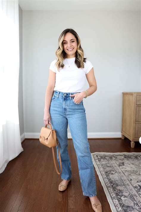 white  shirt  ways pumps push ups casual tshirt outfit