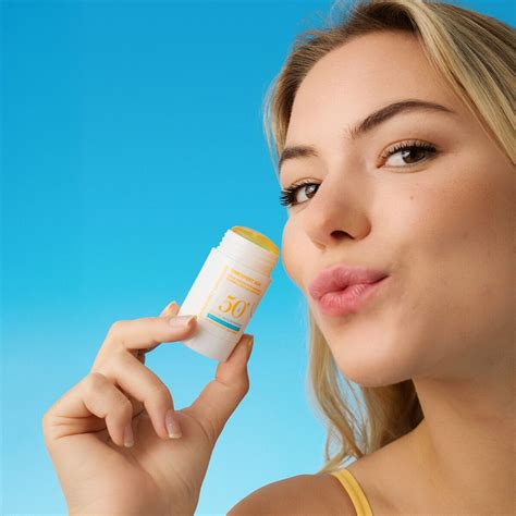 Types of Facial Spots: Causes and How to Treat Them | GdC