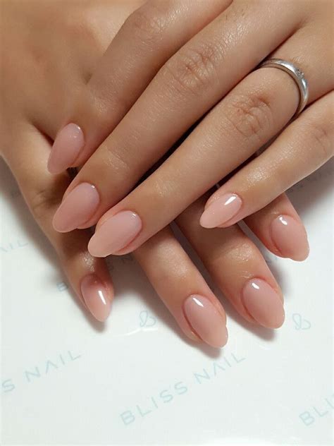 Oval Nail Art, Oval Nails, Ombre Nails, Oval Shaped Nails, Acrylic Nail ...