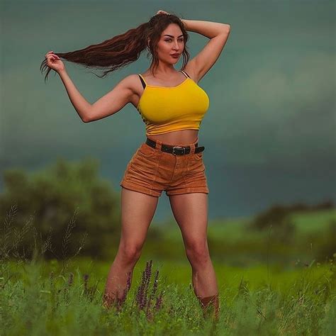 Maximum Newz- Latest Photos and Bios