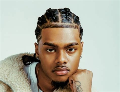 emerging  artists     juce magazine