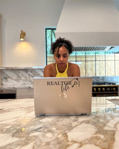 Kendra Alexis - Real Estate Agent | Houston TX