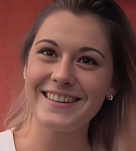 Agnes White Wiki, Age, Boyfriend, Net Worth, Photos, Videos, Ethnicity