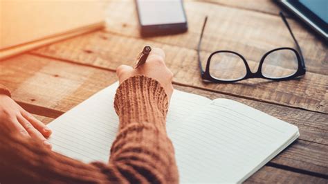 sedikit tips  menulis