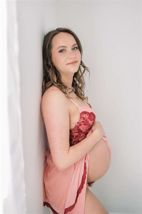 Premiere Washington DC Boudoir Photographer