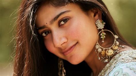 Sai Pallavi Birthday Special: Here Are 5 Best Movies Of The Actor You Can Binge Watch On OTT