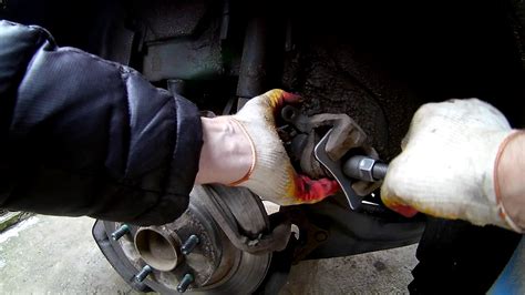 Замена задних тормозных колодок на Мазда 6 2008 года MAZDA 6 - YouTube