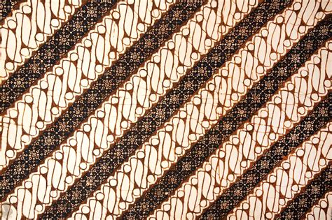 Mengenal Sejarah Batik Parang, Motif Tertua Di Indonesia
