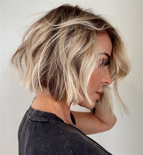 30 Trendy Chin-Length Bob Haircuts to Try Right Away - Hair Adviser
