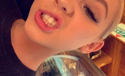 Jordyn Jones Web on Instagram: “🧡”
