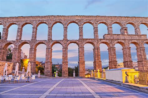 10 Most Impressive Ancient Aqueducts (+Photos) - Touropia